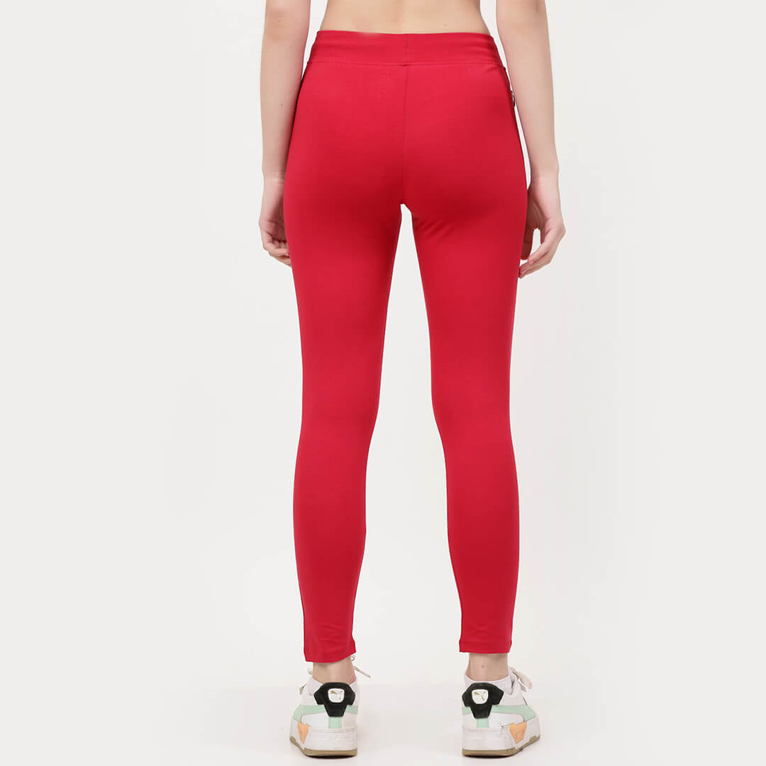 Yoga Pants - Chilli Red