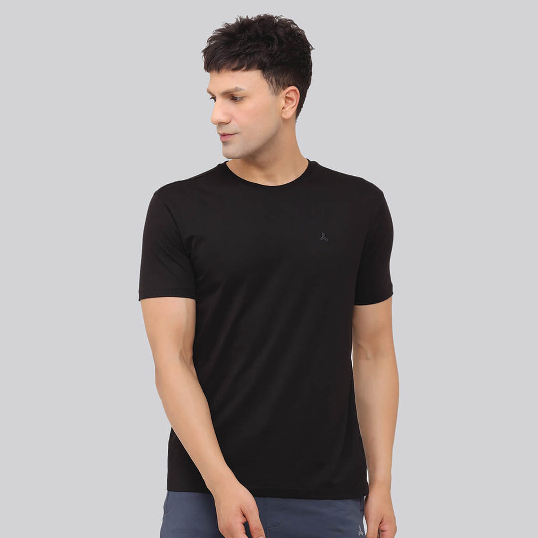 Solid Stretch T-shirt -  Black